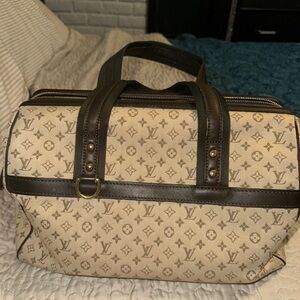 Louis Vuitton Josephine bag